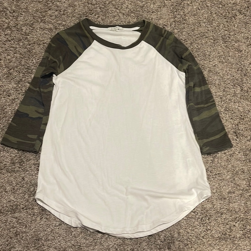 S supply 3/4 sleeve camo top